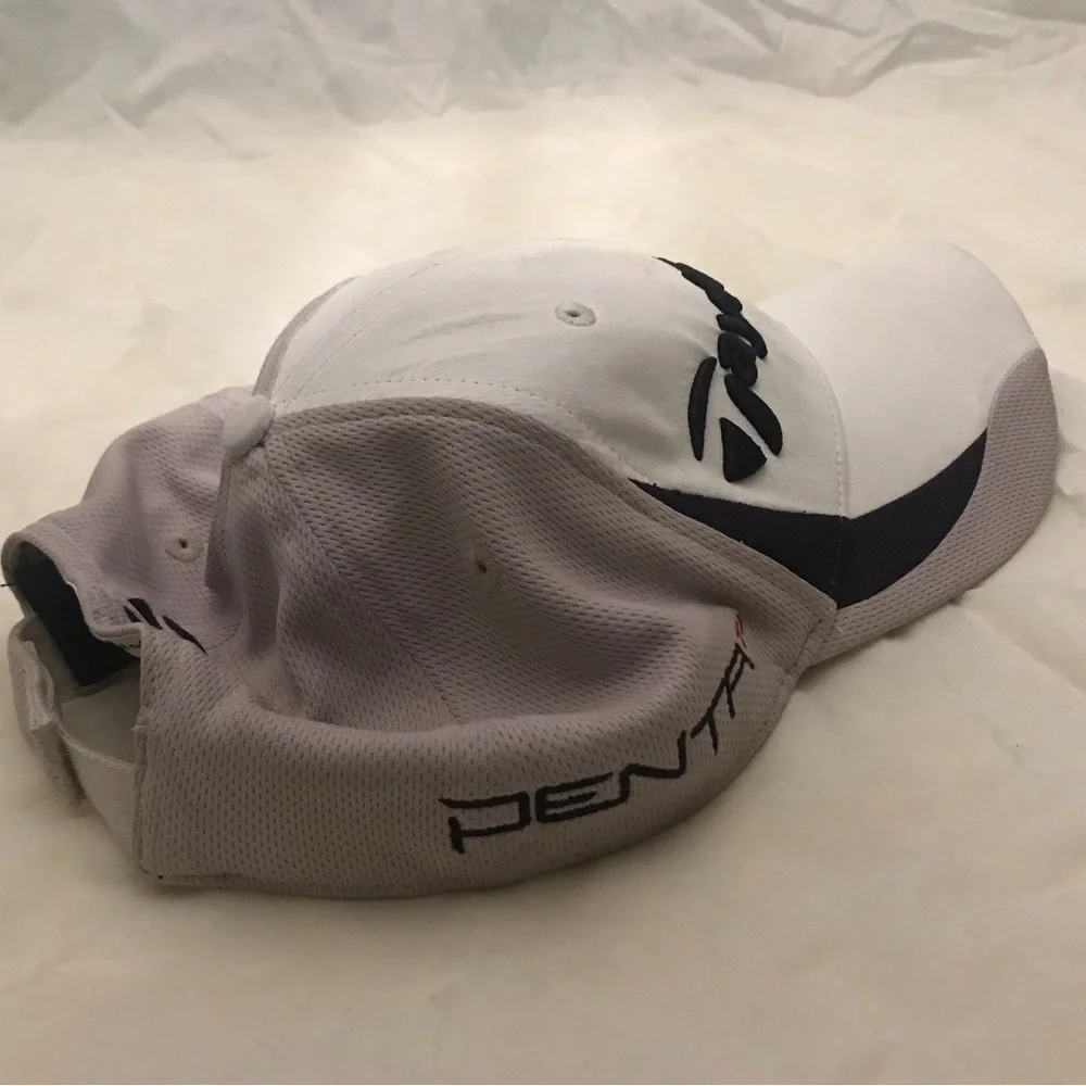 TaylorMade R9 Penta OffWhite 3tone Golf Hat